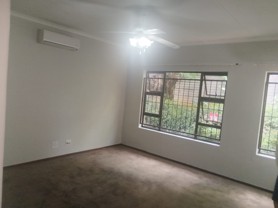To Let 3 Bedroom Property for Rent in Hillsboro Free State
